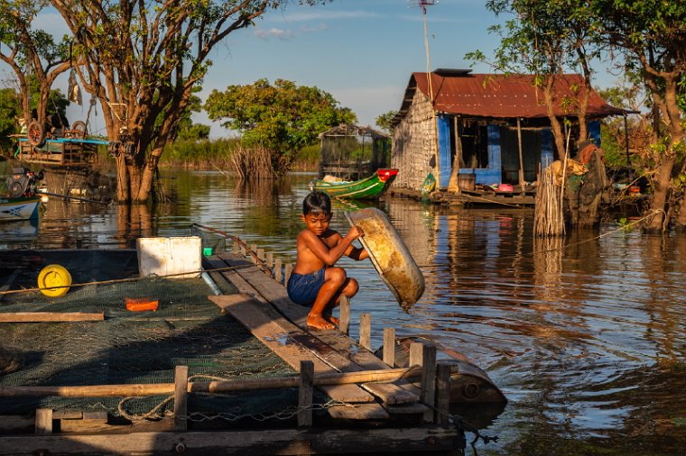 065 Cambodja, Siem Reap, drijvend dorp.jpg